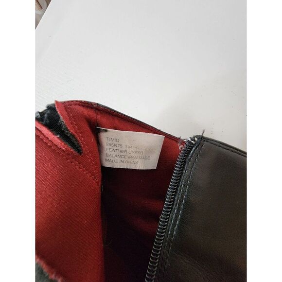 Naturalizer Black Heeled Ankle Boots Size 7M - Picture 10 of 10